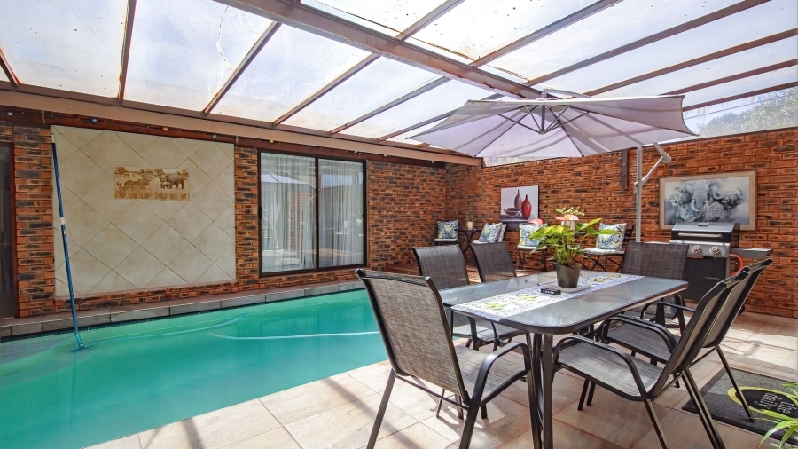 7 Bedroom Property for Sale in Vredenburg Western Cape